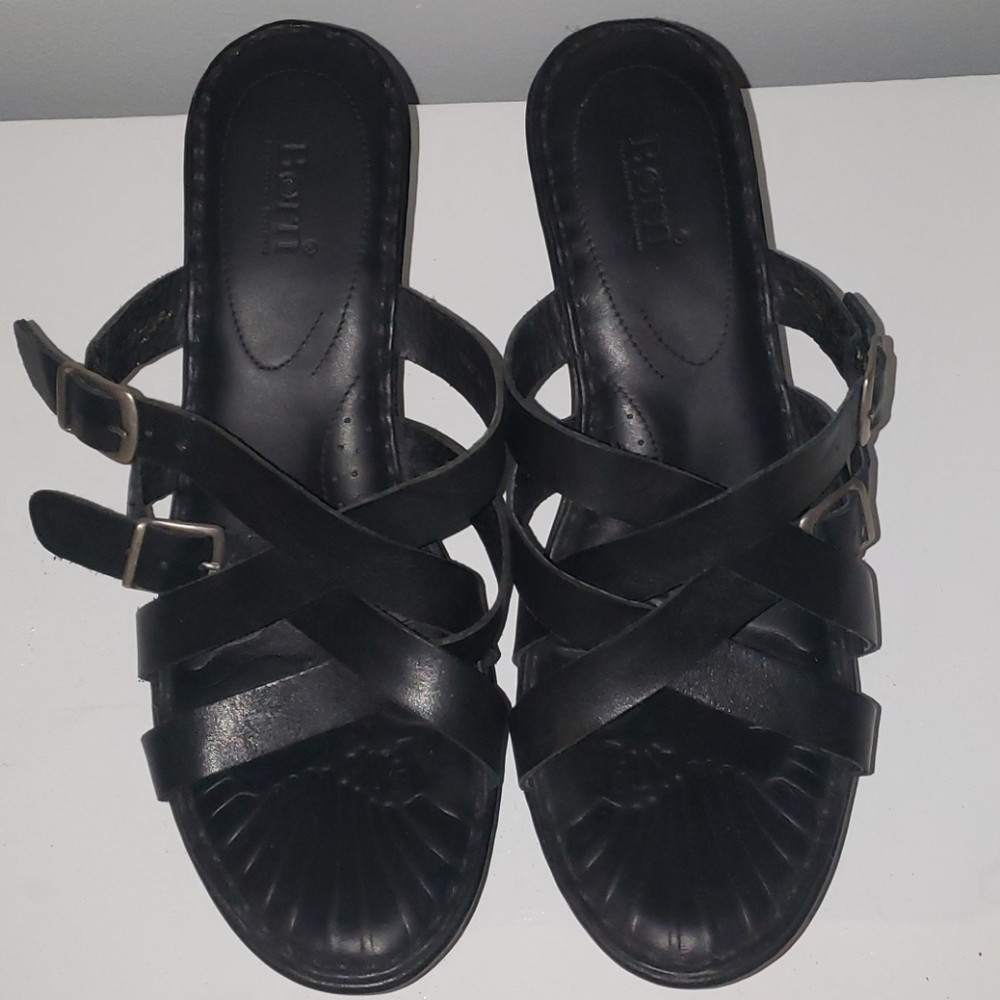 Born scrappy black leather sandals
